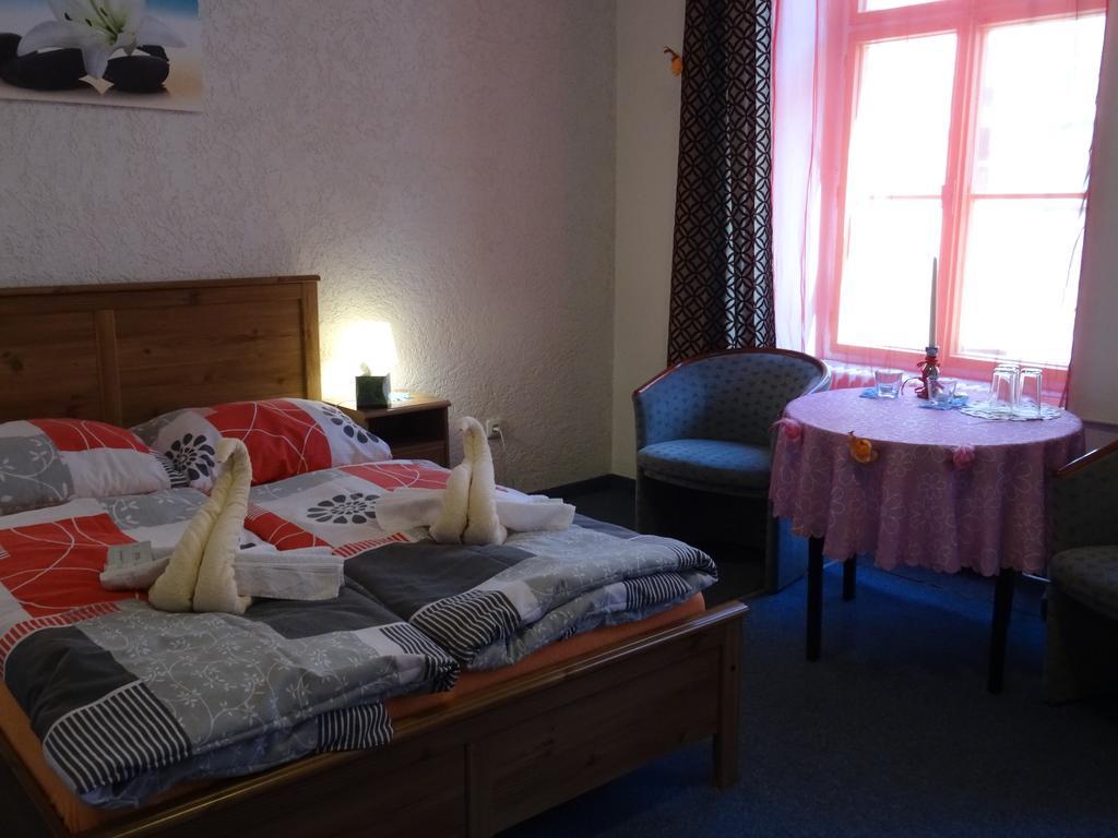 Gl Hotel Trutnov Zewnętrze zdjęcie