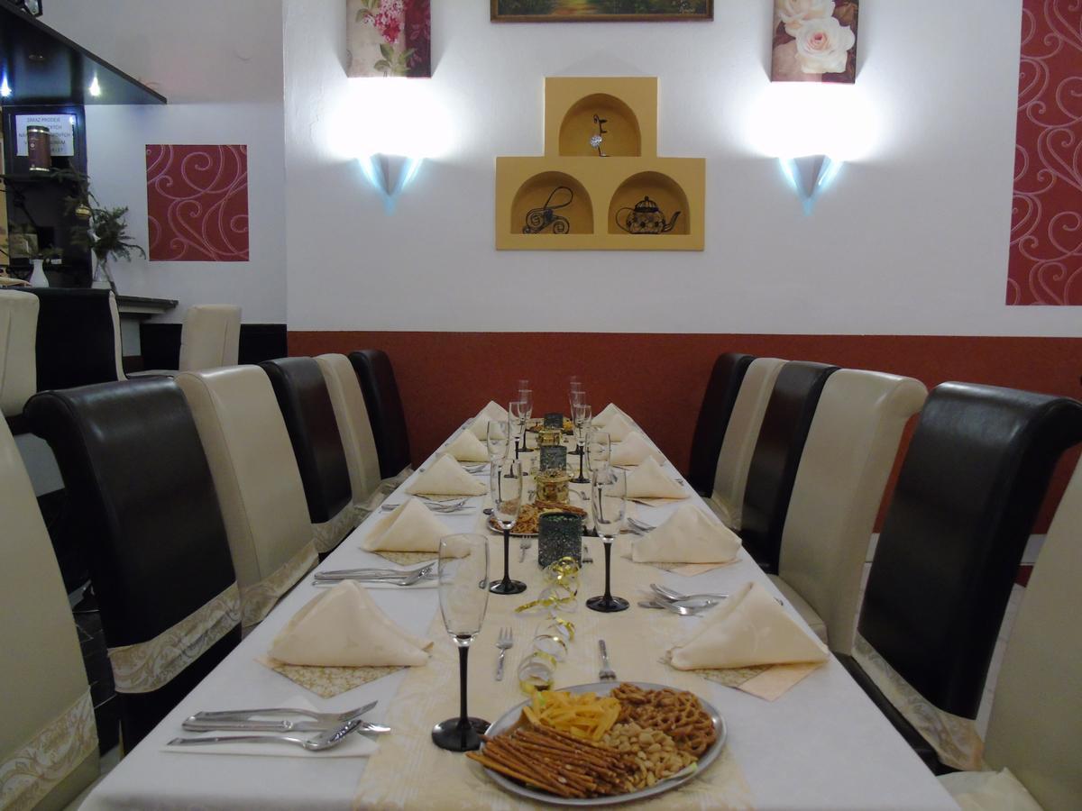 Gl Hotel Trutnov Zewnętrze zdjęcie