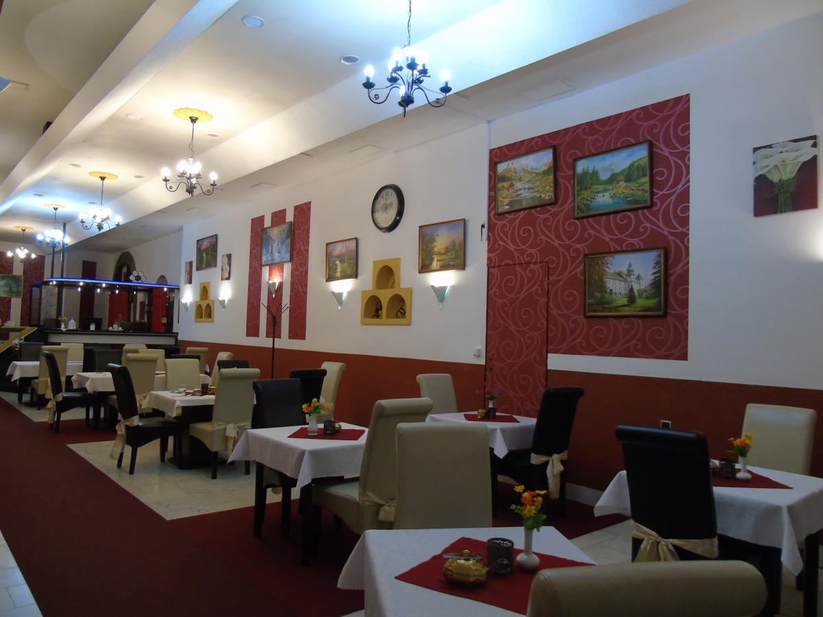 Gl Hotel Trutnov Zewnętrze zdjęcie