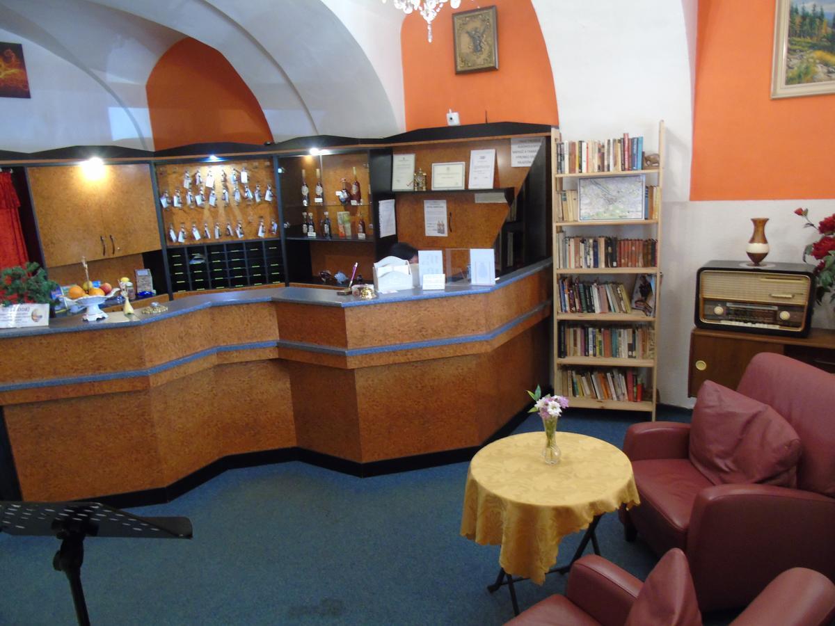 Gl Hotel Trutnov Zewnętrze zdjęcie
