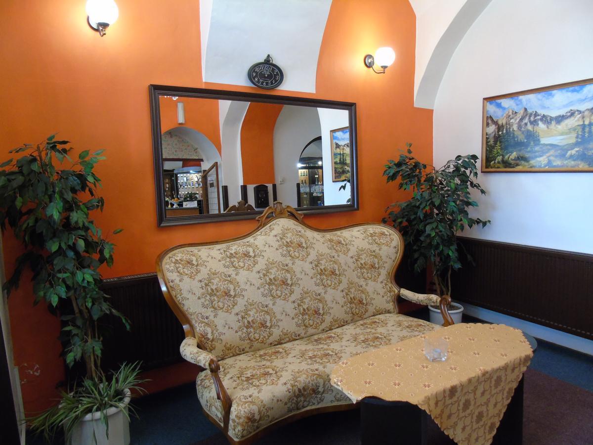 Gl Hotel Trutnov Zewnętrze zdjęcie
