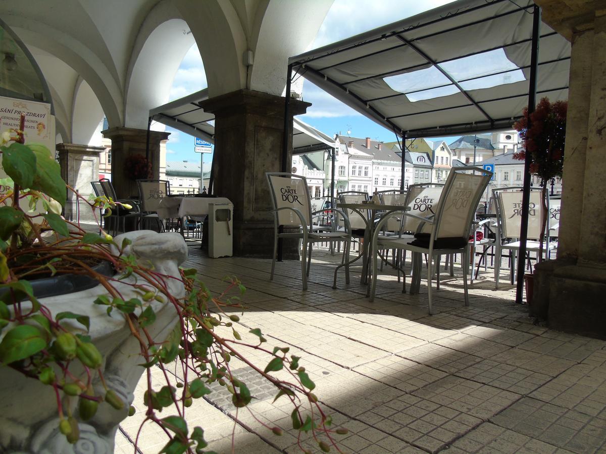 Gl Hotel Trutnov Zewnętrze zdjęcie