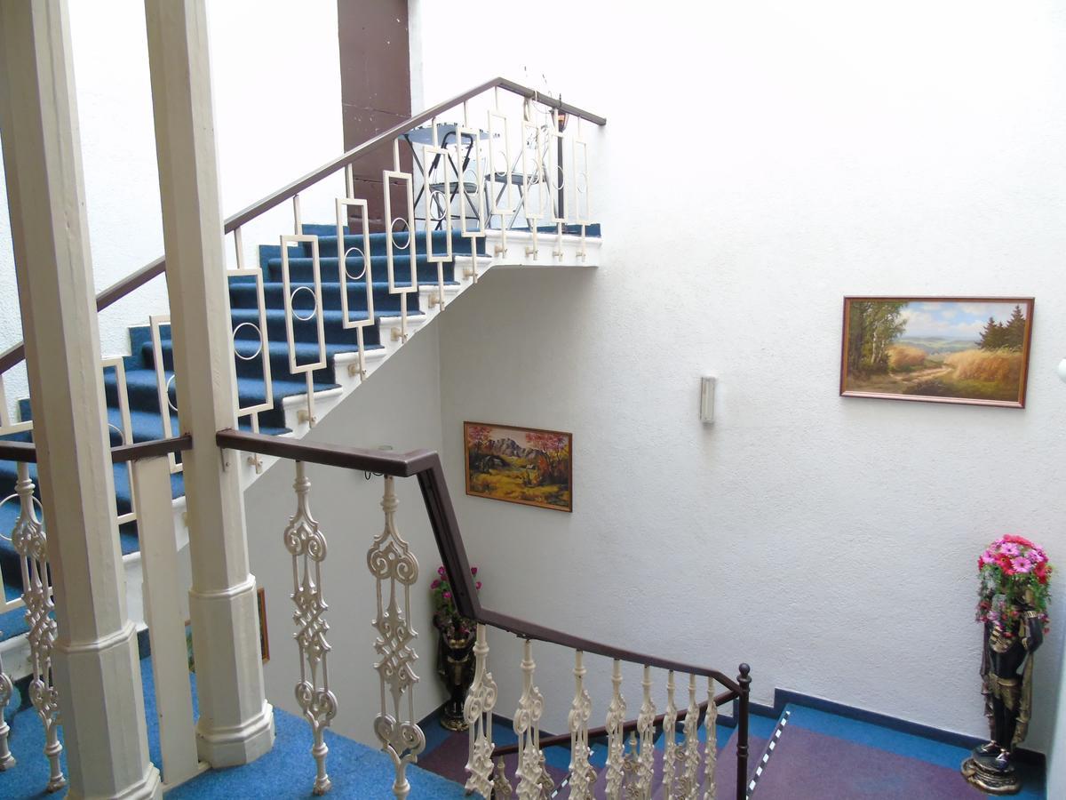Gl Hotel Trutnov Zewnętrze zdjęcie