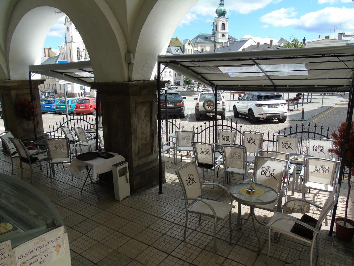 Gl Hotel Trutnov Zewnętrze zdjęcie