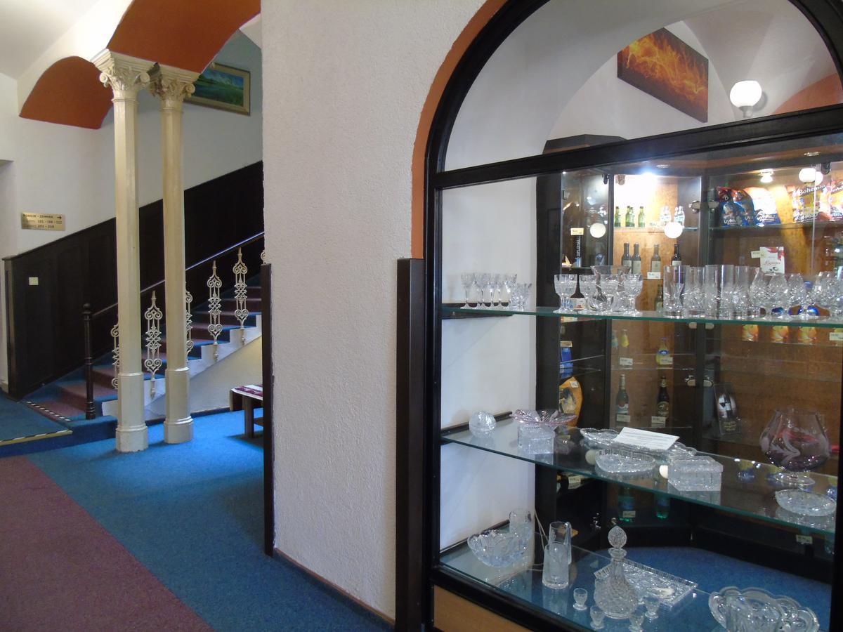 Gl Hotel Trutnov Zewnętrze zdjęcie
