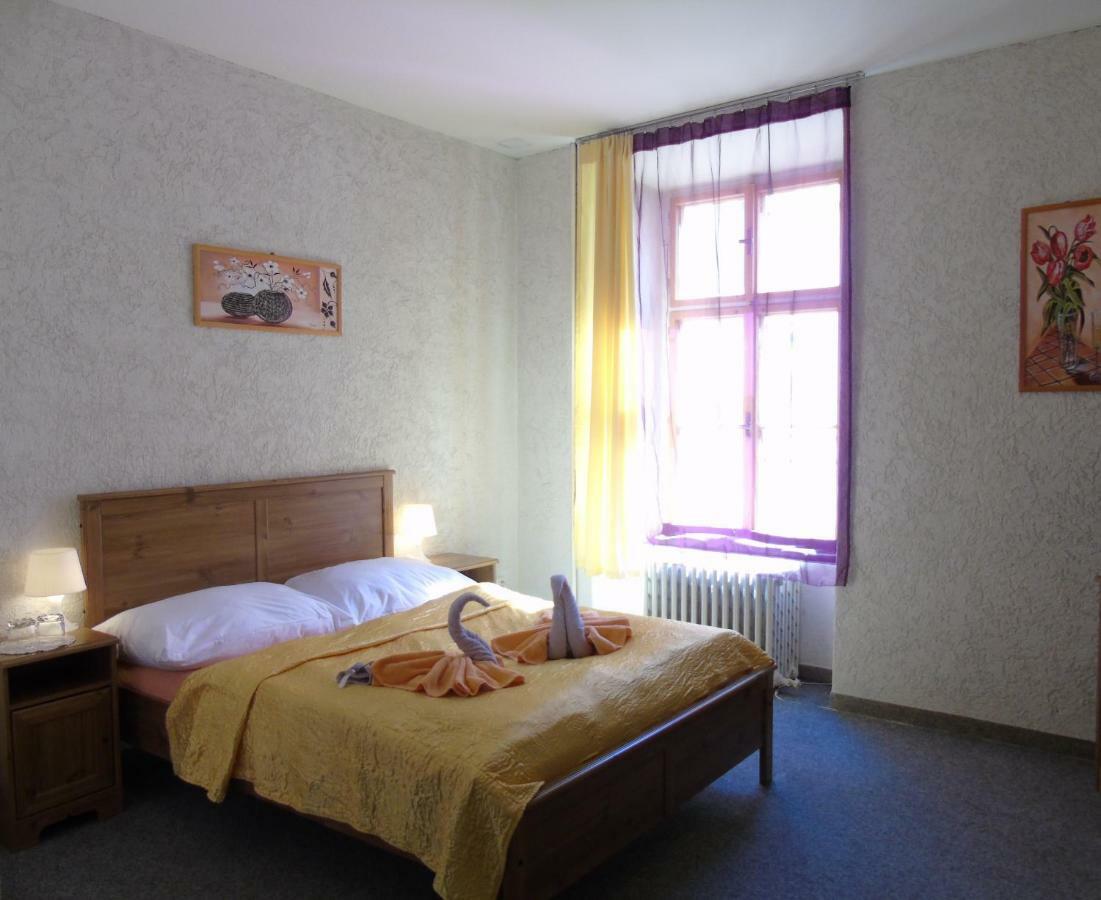 Gl Hotel Trutnov Zewnętrze zdjęcie